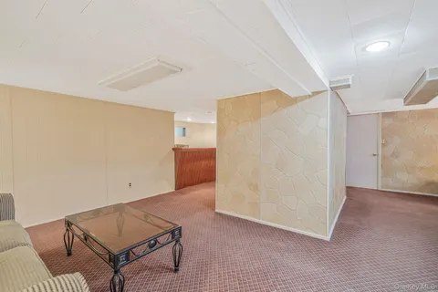 $799,000 | 367 Vincent Avenue, Lynbrook, NY 11563