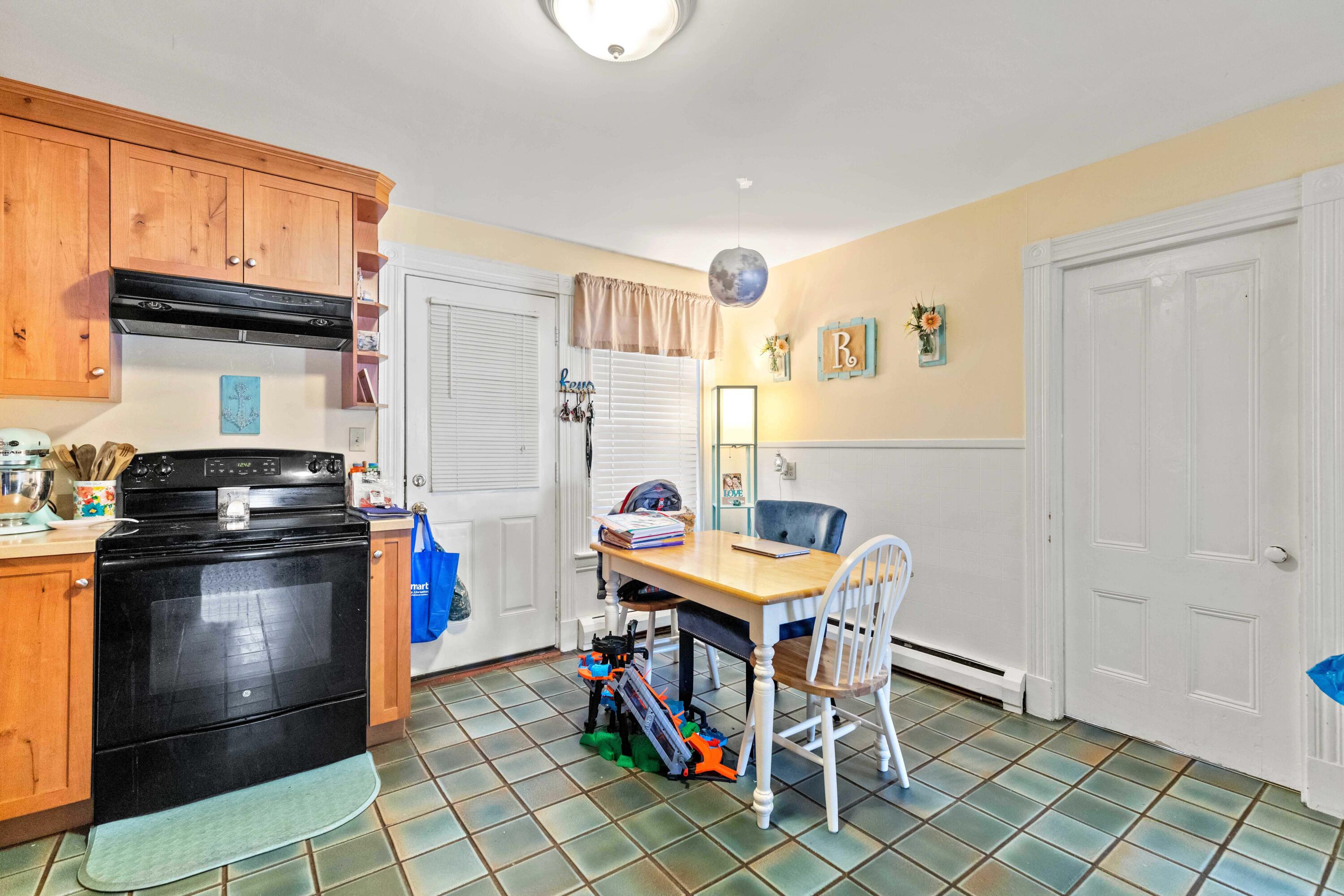 24 Oak Street Brunswick, ME 04011 - Photo 28 of 53 Unit 2 - Kitchen 3