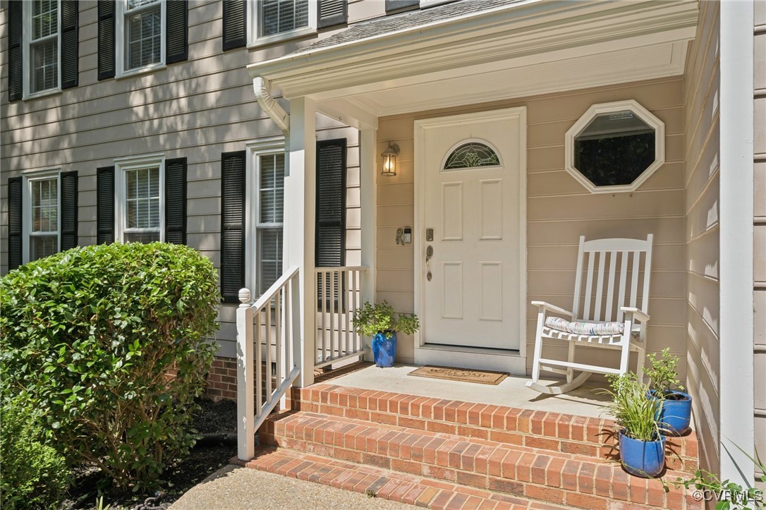 3000 Cove Ridge Road Midlothian, VA 23112 - Photo 4 of 47 a front view of a house with a yard