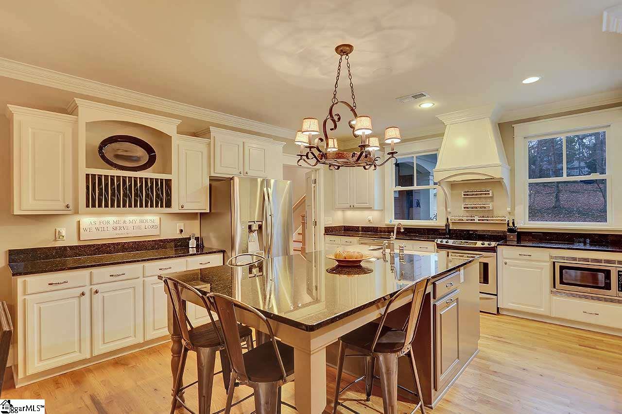 107 South Warwick Road Greenville, SC 29617 - Photo 10 of 34 Gallery Image 10