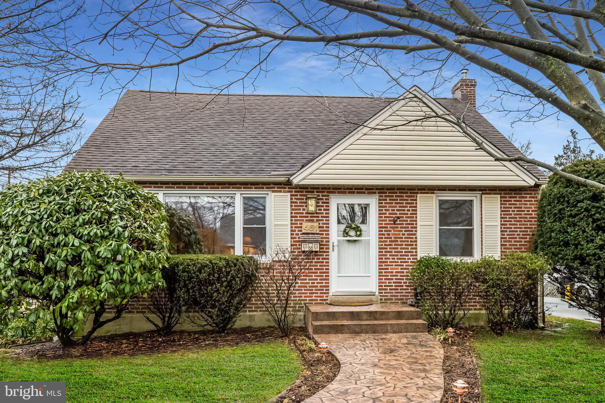 451 Barker Road Springfield, PA 19064 - Photo 2 of 30