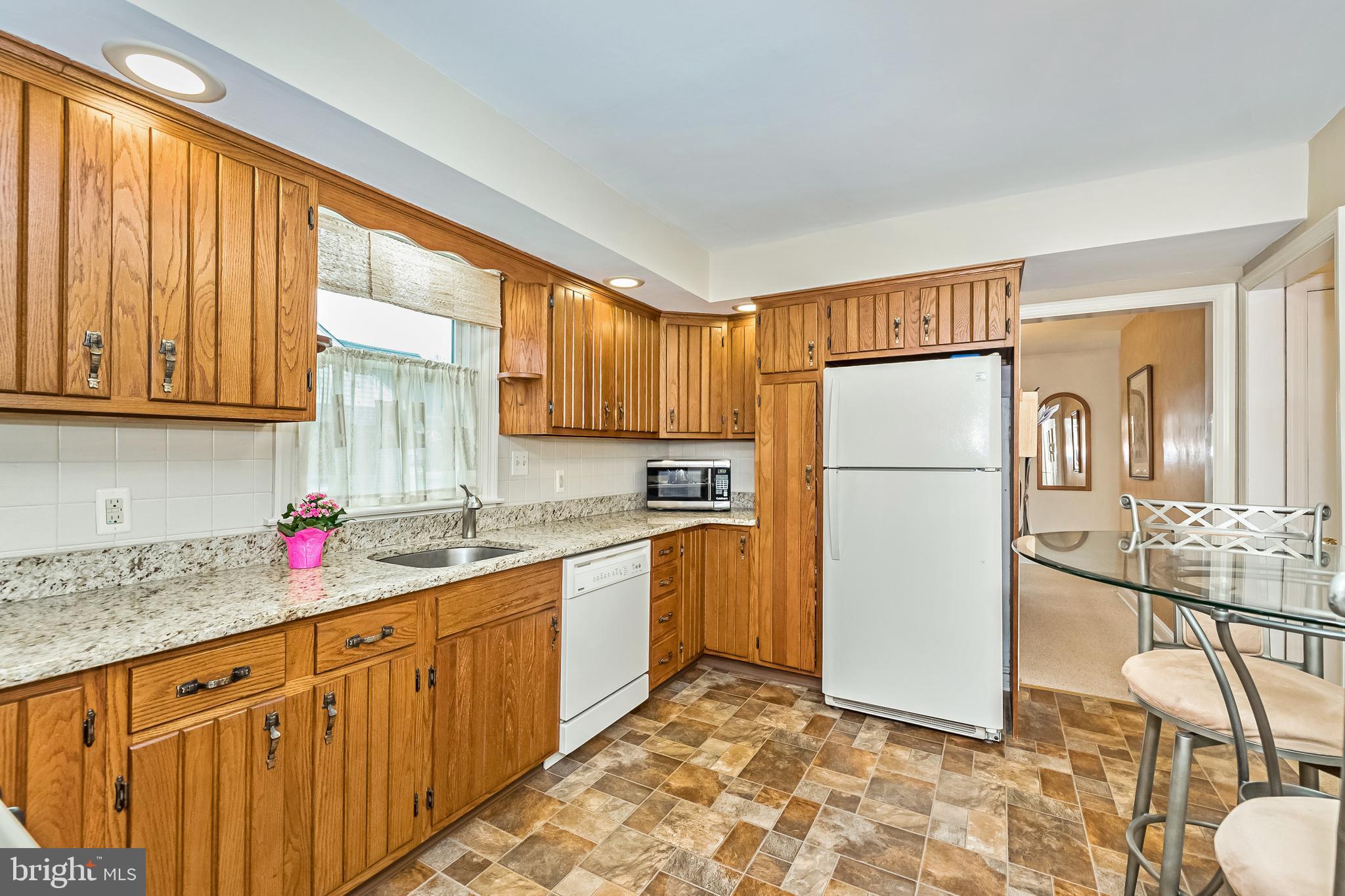 451 Barker Road Springfield, PA 19064 - Photo 12 of 30