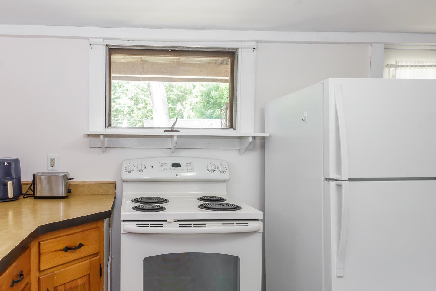 84 Dodge Pond Road Lyman, NH 03585 - Photo 12 of 49