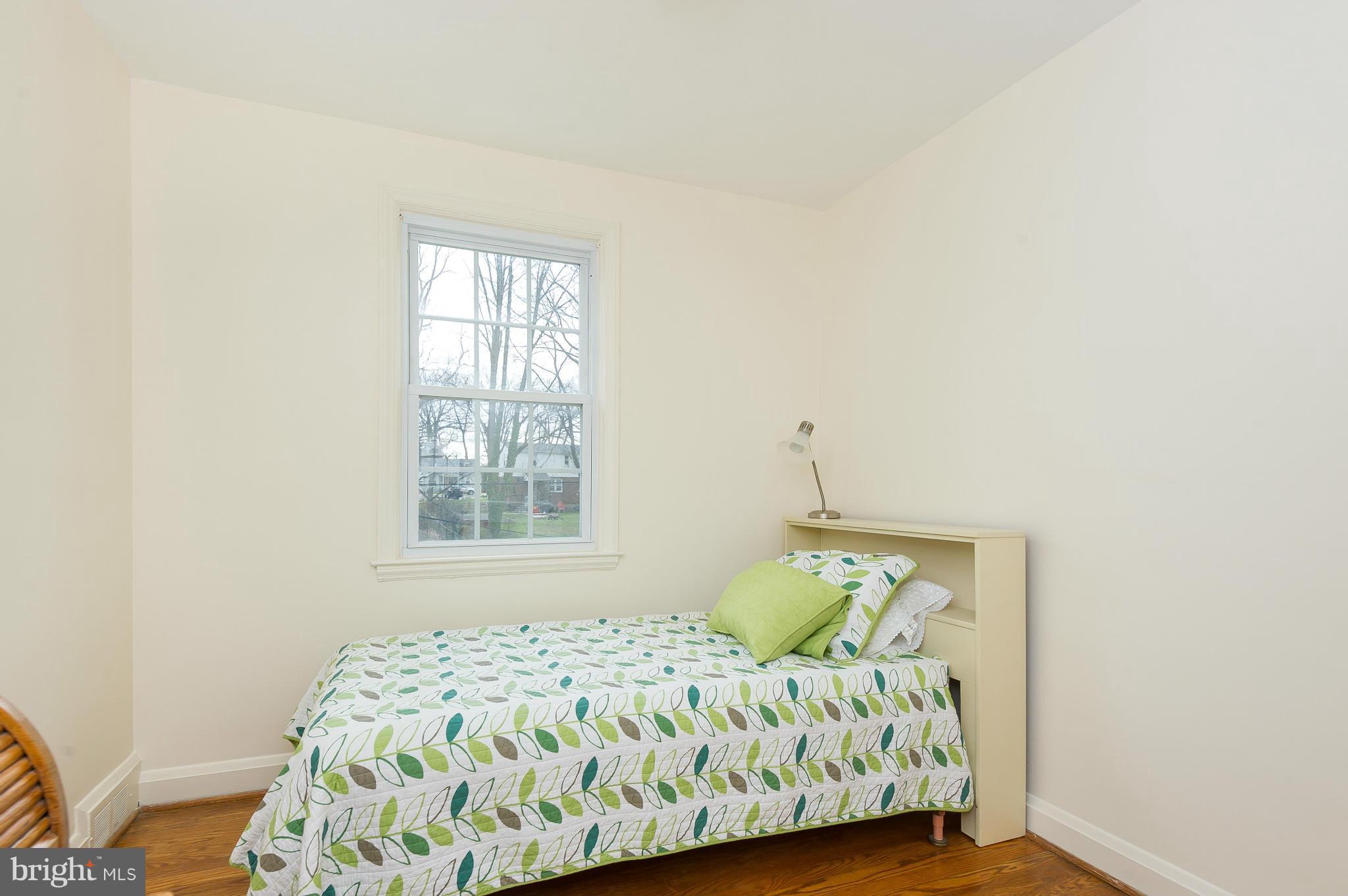 1826 Edgewood Road Baltimore, MD 21286 - Photo 12 of 28 Bedroom