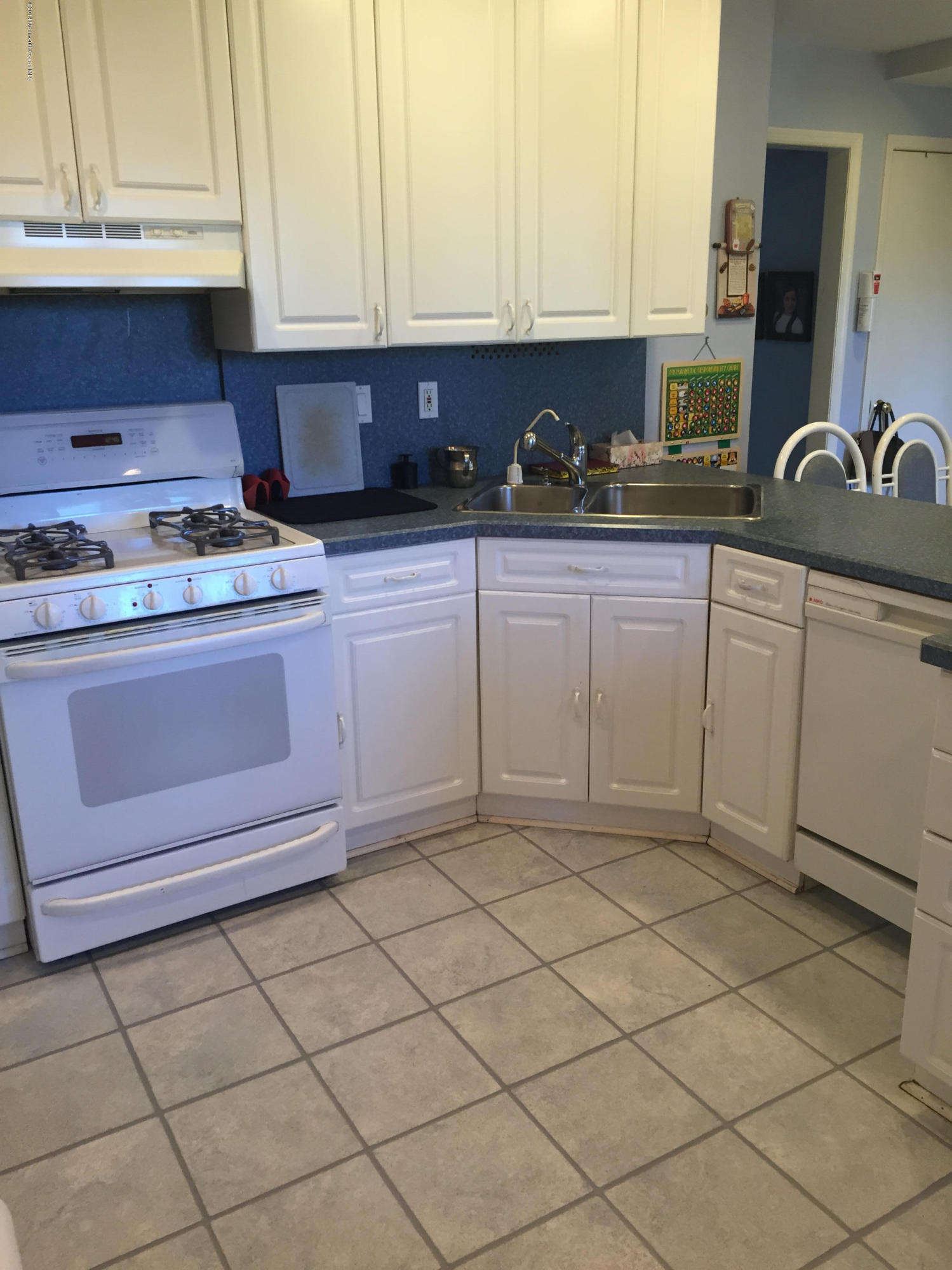 16 Ridge Road West Long Branch, NJ 07764 - Photo 4 of 7 IMG_2501