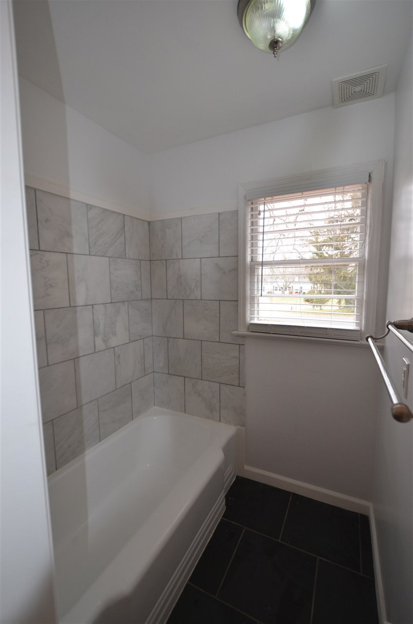 225 Court Road Waynesboro, VA 22980 - Photo 11 of 19 Gallery Image 11