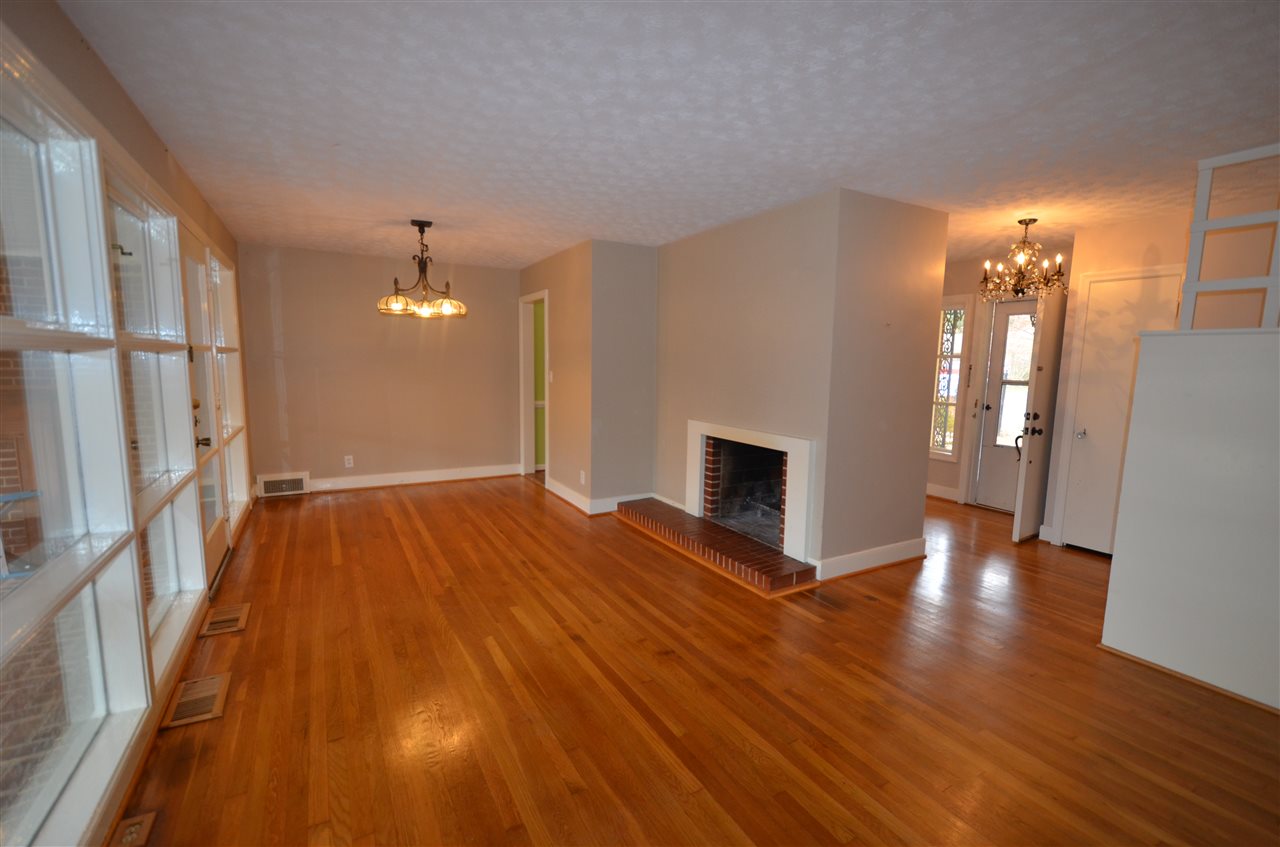 225 Court Road Waynesboro, VA 22980 - Photo 4 of 19 Gallery Image 4