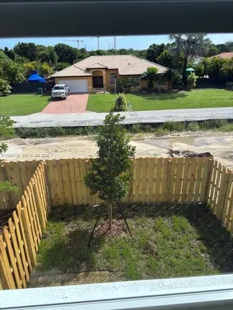 $2,400 | 27709 Southwest 155th Court, Homestead, FL 33033