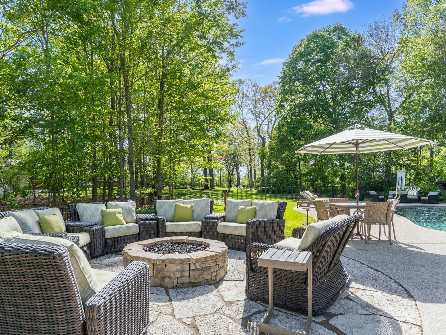875 Country Club Road St. Charles, IL 60174 - Photo 73 of 82
