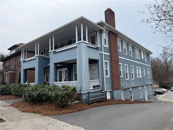 $1,245 | 1422 Glade Street Northwest, Winston-Salem, NC 27101