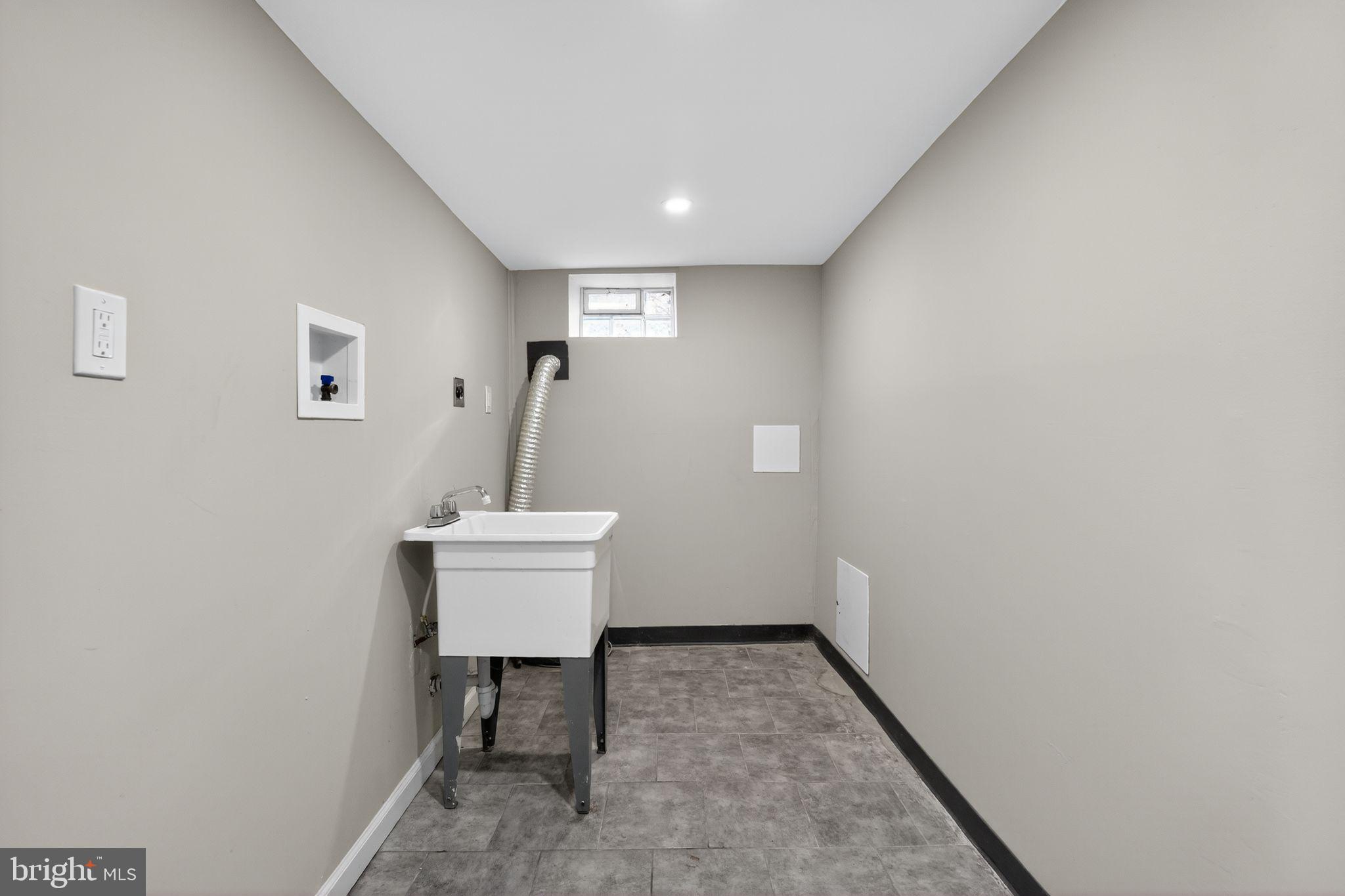 5335 Wakefield Street Philadelphia, PA 19144 - Photo 24 of 30 a view of a hallway with seating area