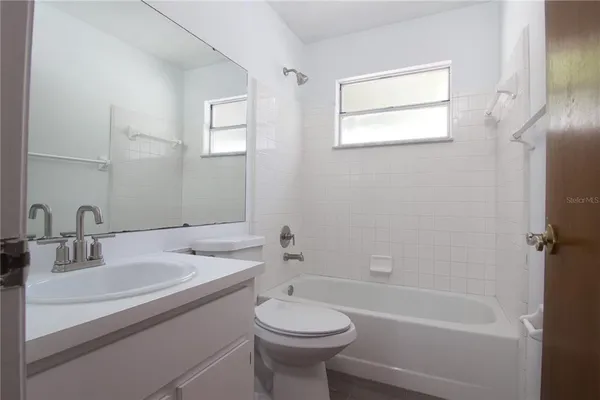$2,300 | 7613 Pacific Heights Circle, Orlando, FL 32835