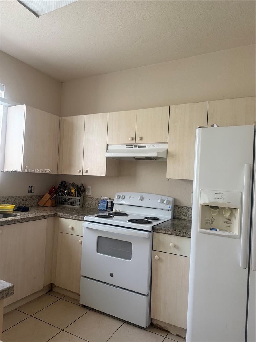 101 Southwest 15th Road, Unit 101 Homestead, FL 33030 - Photo 4 of 5