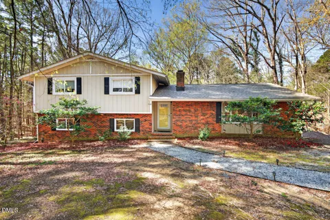 $699,000 | 920 Shady Lawn Rd Extension, Chapel Hill, NC 27514