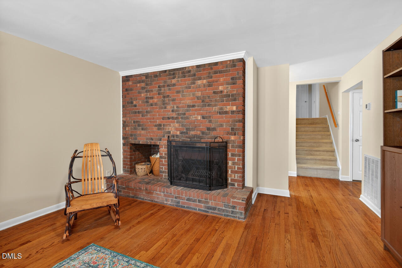 920 Shady Lawn Rd Extension Chapel Hill, NC 27514 - Photo 5 of 43 22