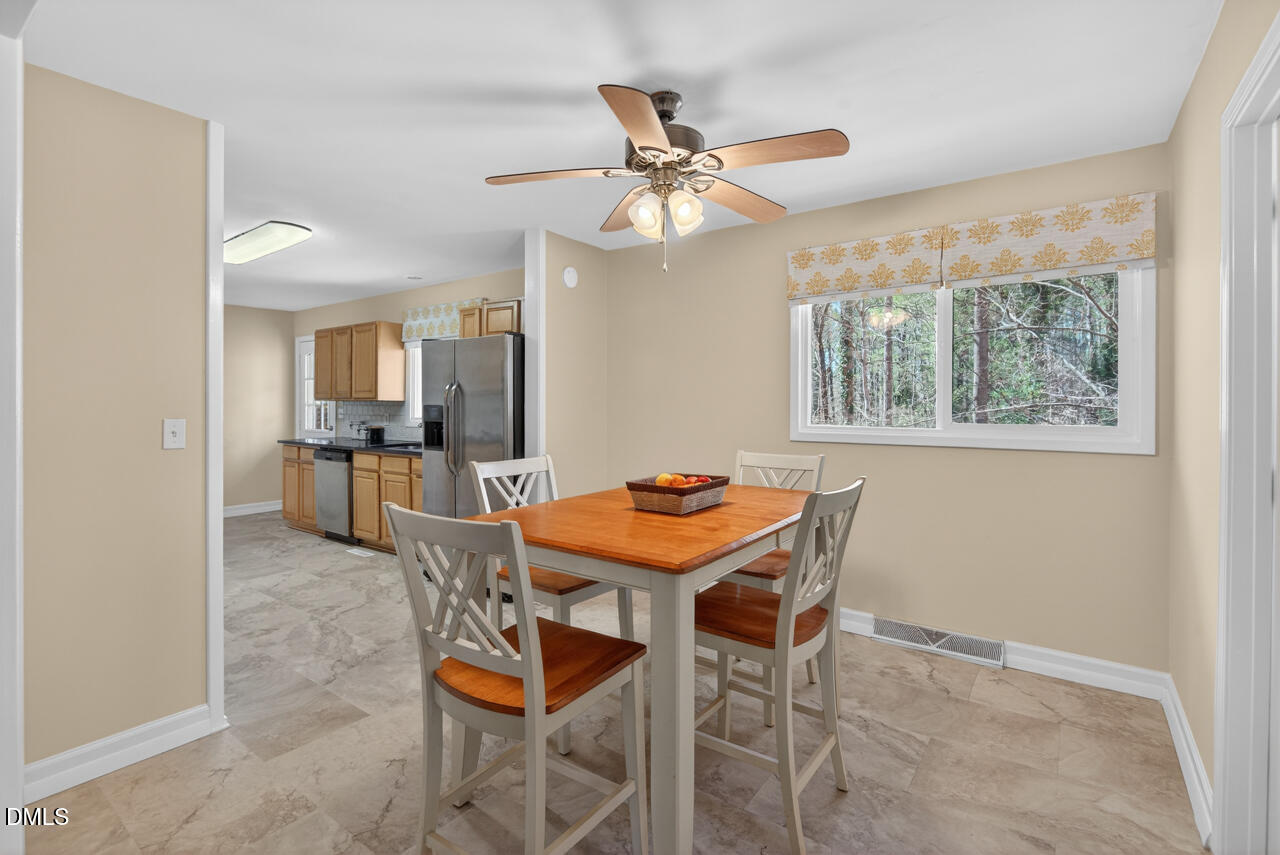 920 Shady Lawn Rd Extension Chapel Hill, NC 27514 - Photo 9 of 43 26