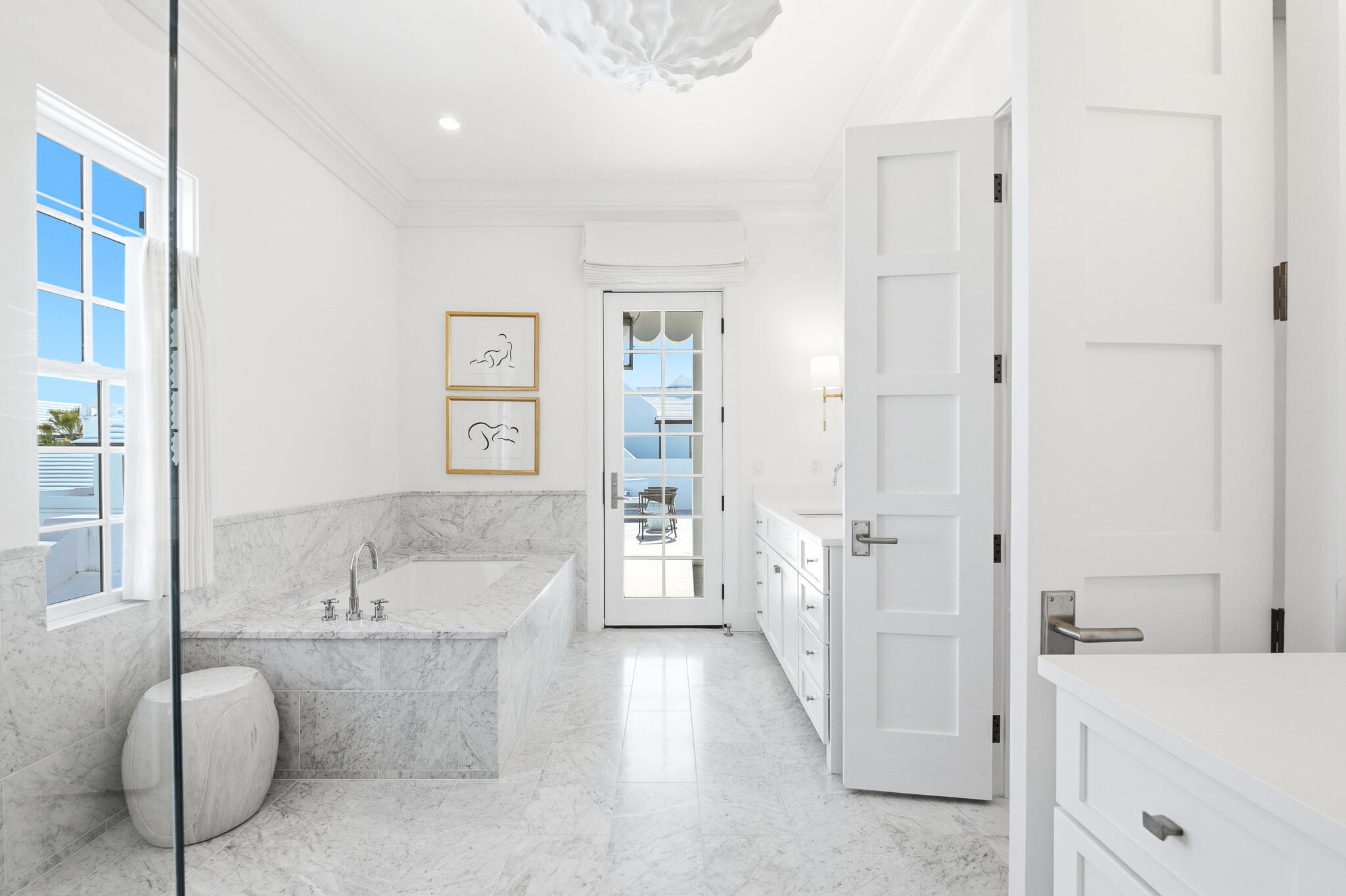 36 Sea Star Ct Inlet Beach Inlet Beach, FL 32461 - Photo 55 of 75 a spacious bathroom with a tub sink and mirror