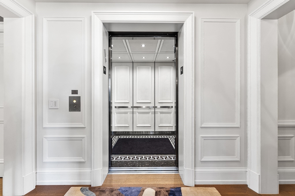 25 Beacon Street, Unit 4 Boston, MA 02108 - Photo 3 of 41