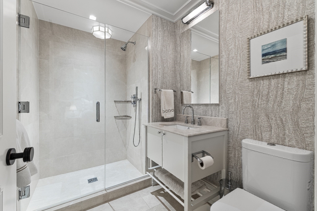 25 Beacon Street, Unit 4 Boston, MA 02108 - Photo 32 of 41