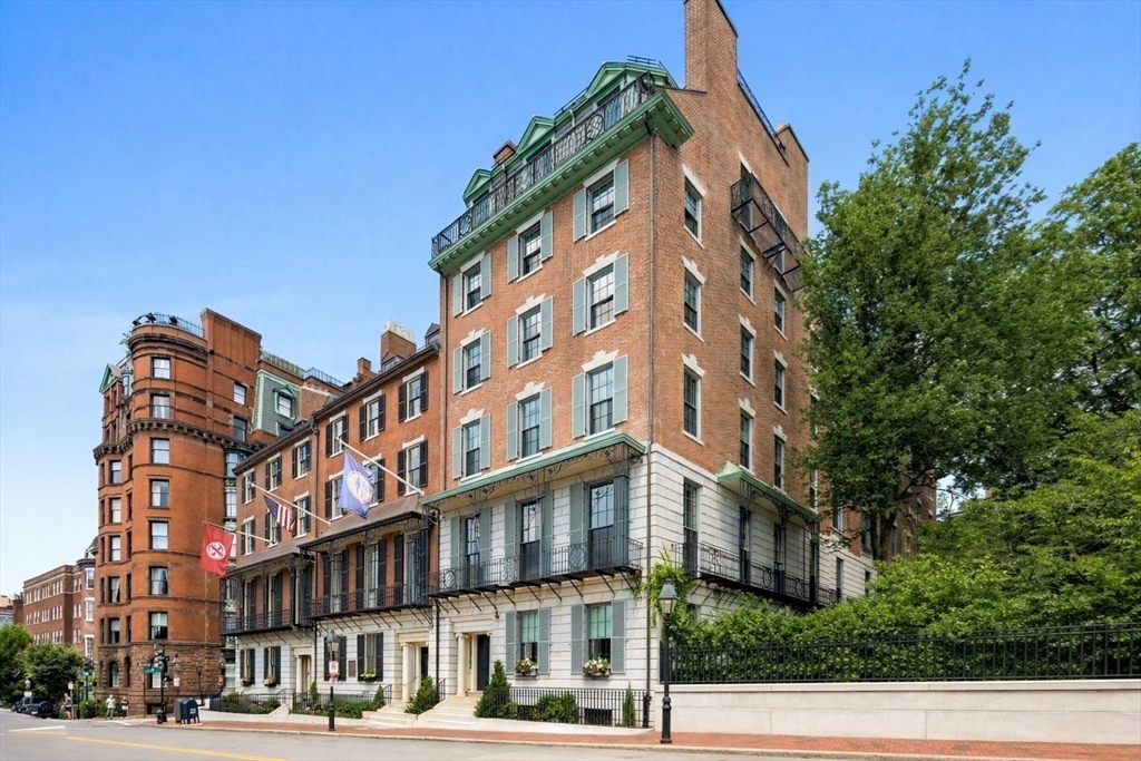 25 Beacon Street, Unit 4 Boston, MA 02108 - Photo 40 of 41