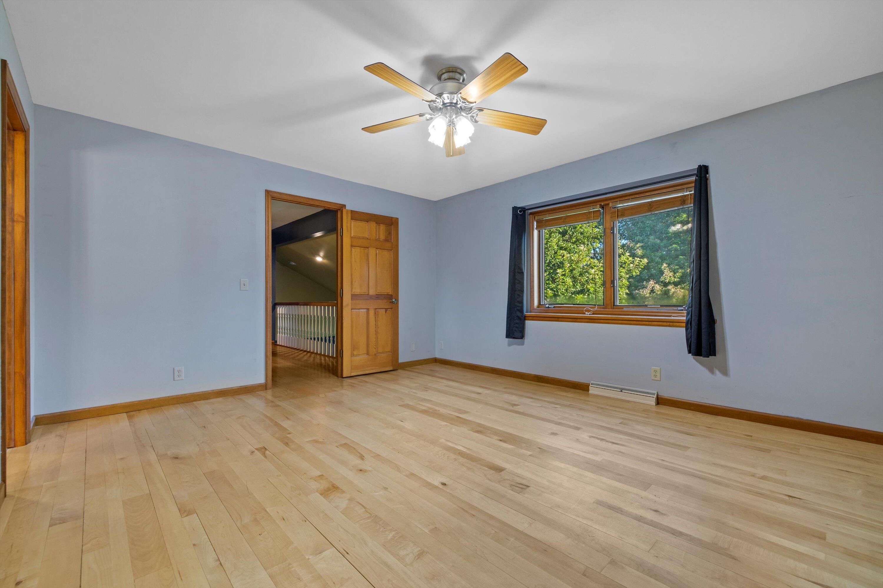 465 Dena Circle Racine, WI 53402 - Photo 19 of 39 Master