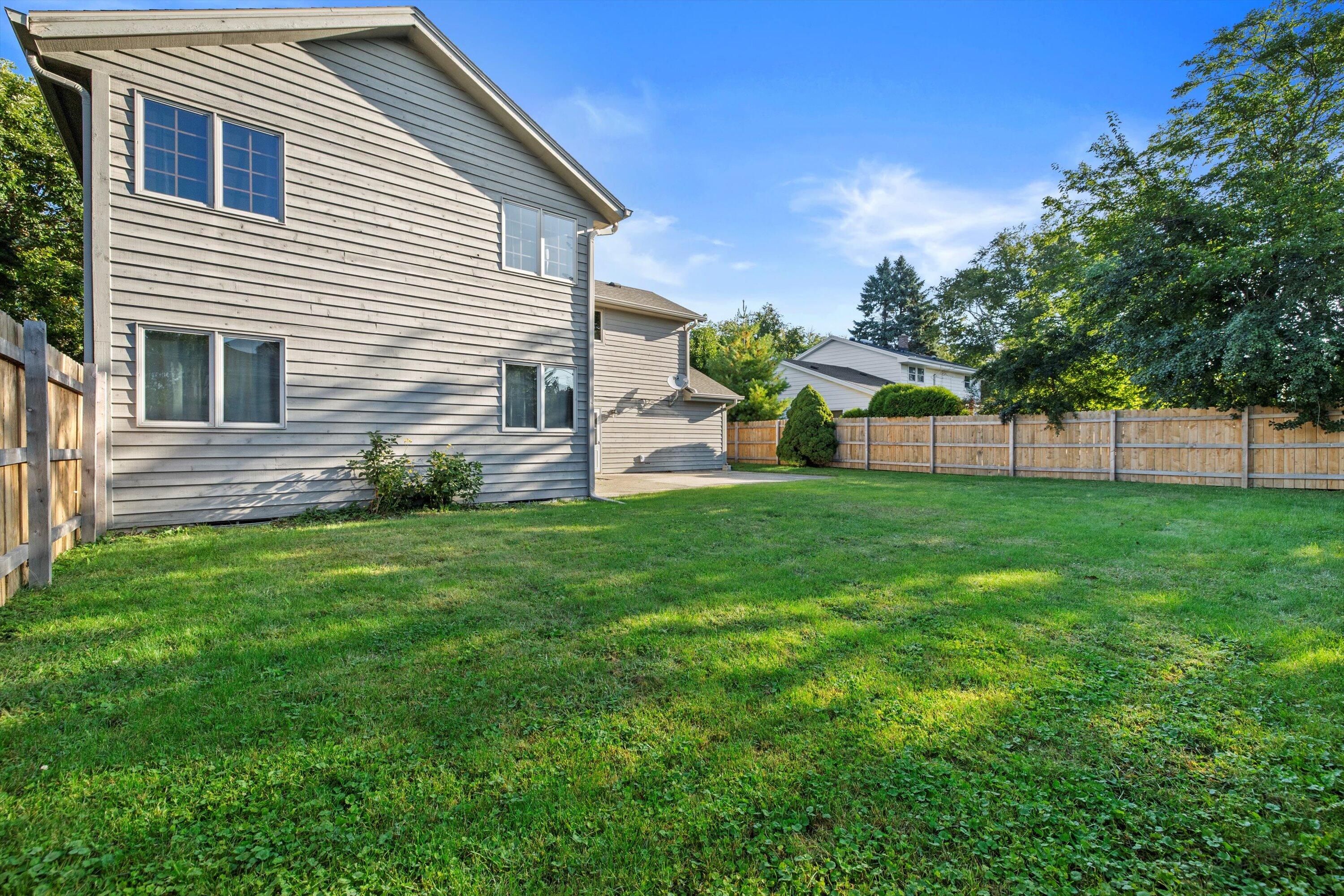 465 Dena Circle Racine, WI 53402 - Photo 39 of 39 Back Yard
