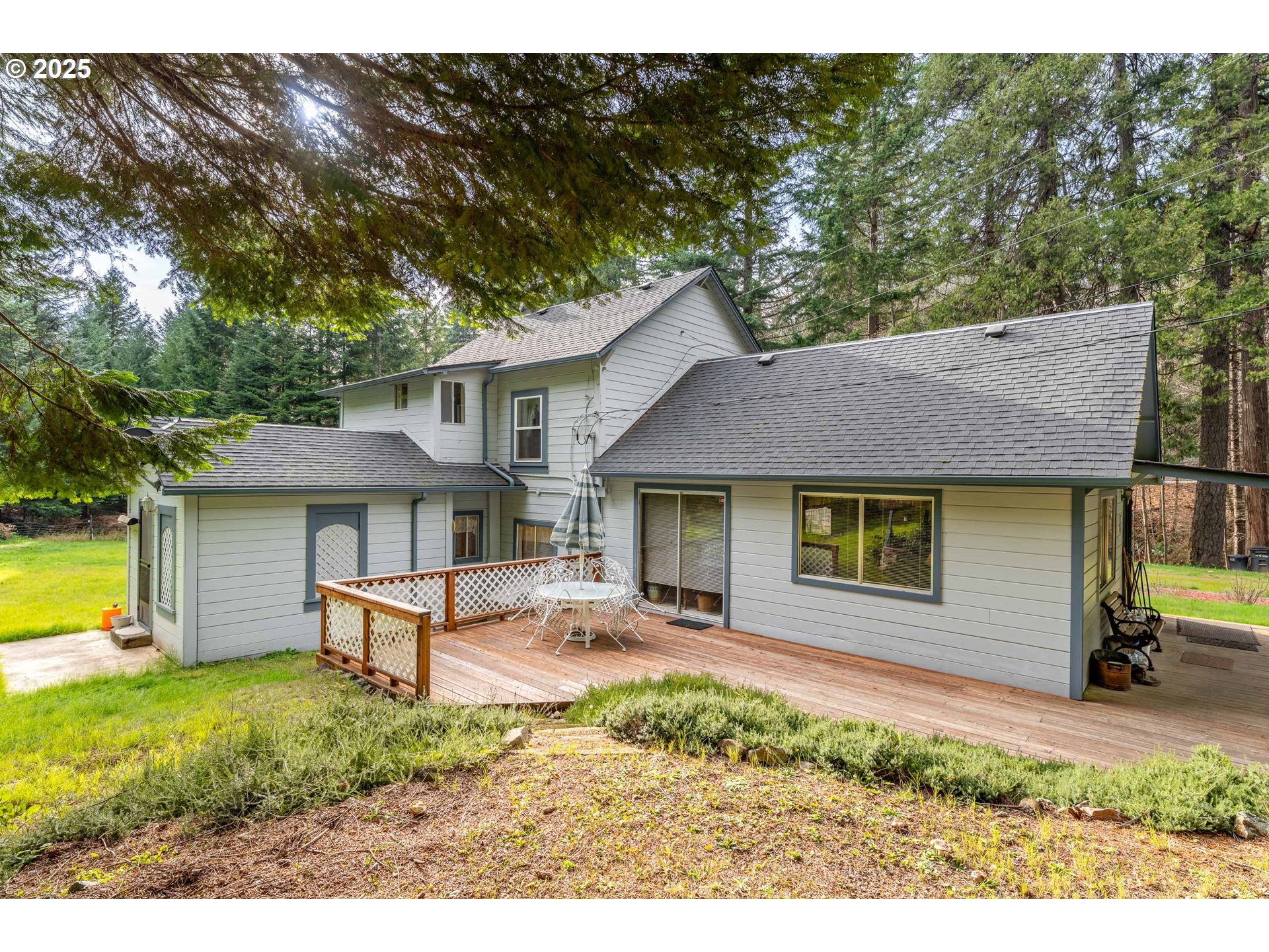 1871 McCullough Creek Road Glendale, OR 97442 - Photo 15 of 48