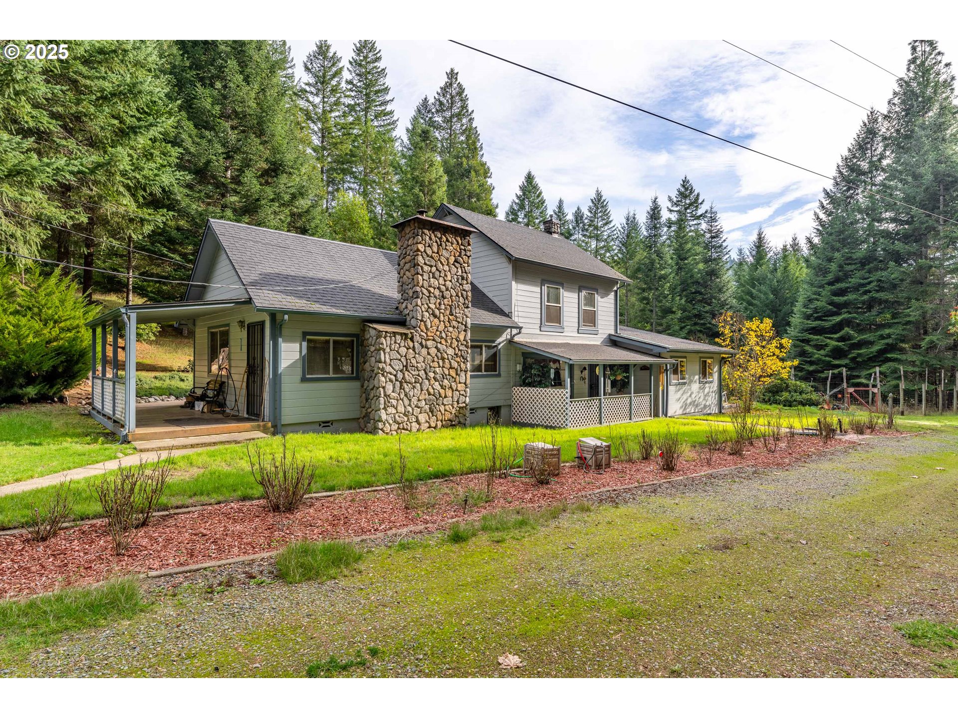 1871 McCullough Creek Road Glendale, OR 97442 - Photo 16 of 48