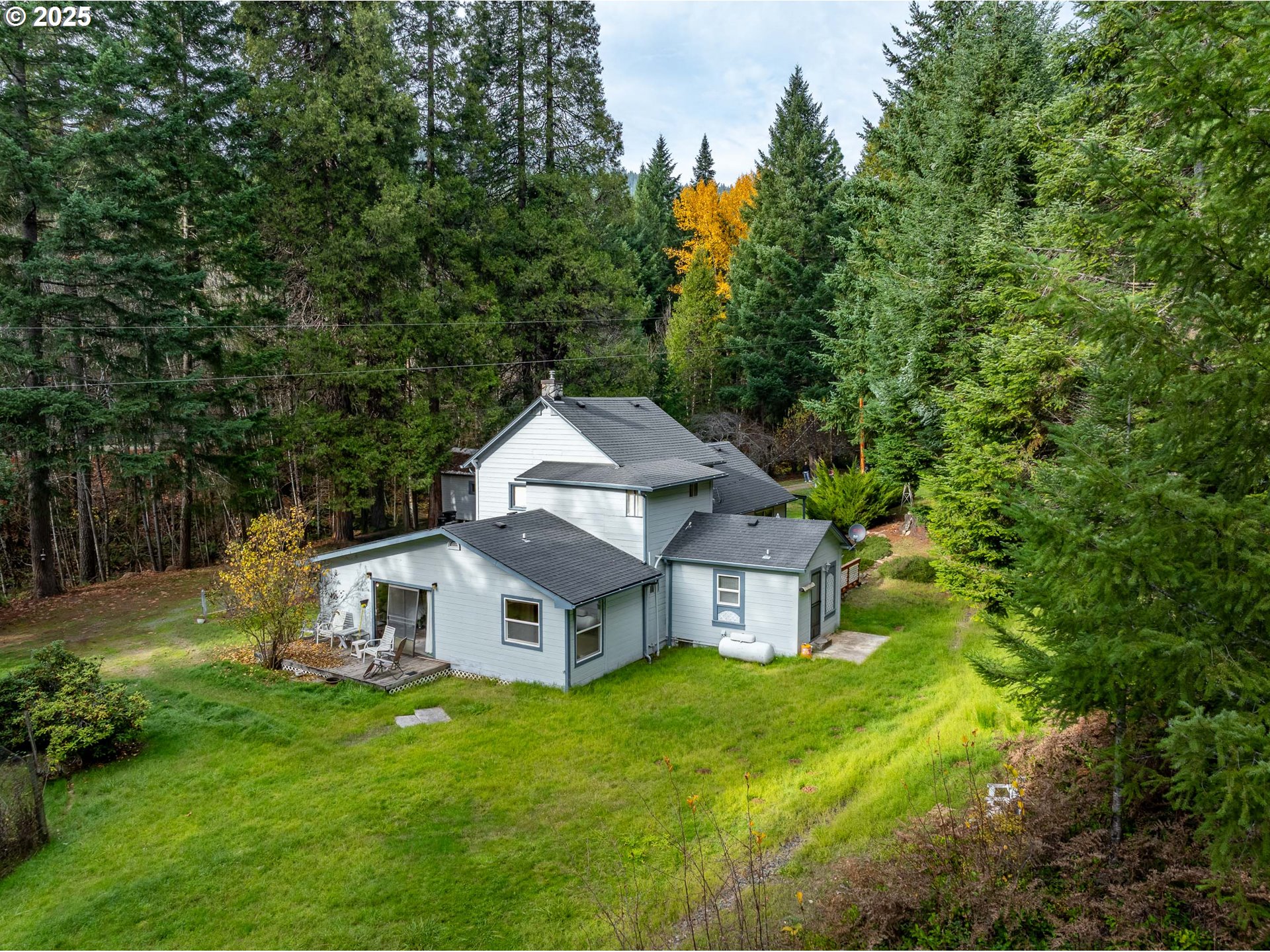 1871 McCullough Creek Road Glendale, OR 97442 - Photo 8 of 48