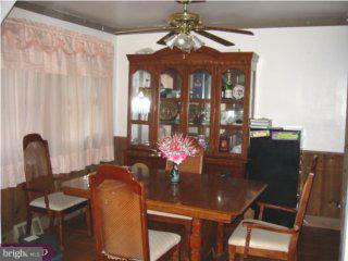 538 Wellington Road Norristown, PA 19403 - Photo 3 of 6 Gallery Image 3