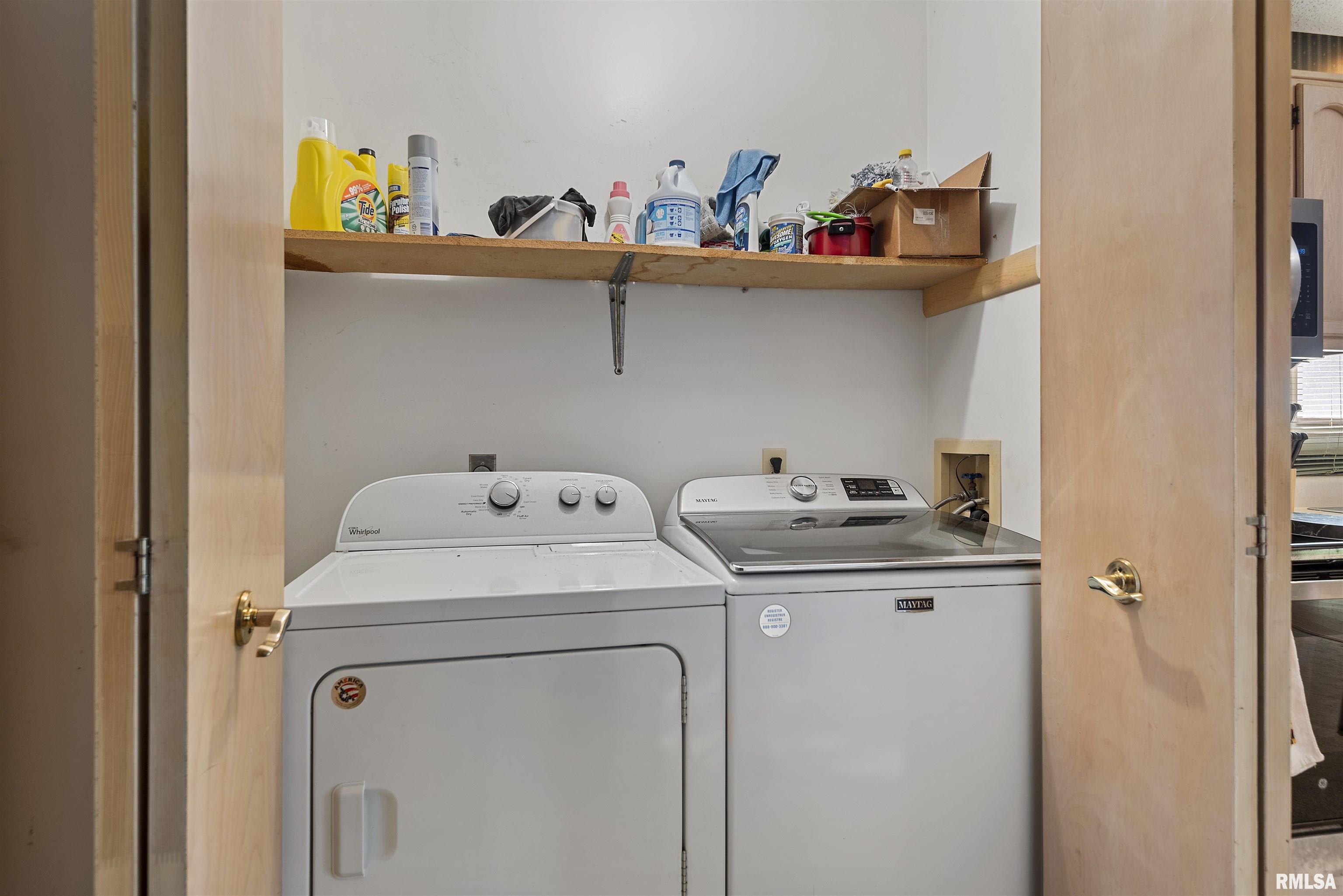 2420 Mayfair Road Springfield, IL 62703 - Photo 19 of 33