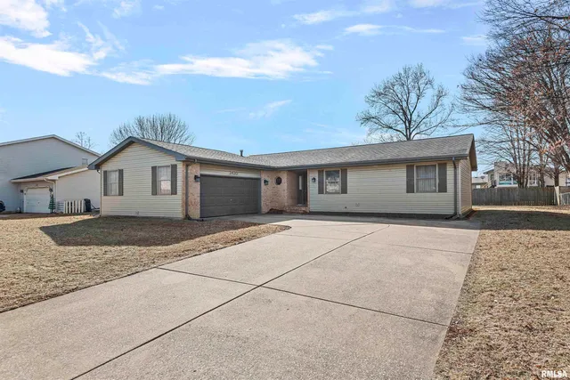 $174,900 | 2420 Mayfair Road, Springfield, IL 62703