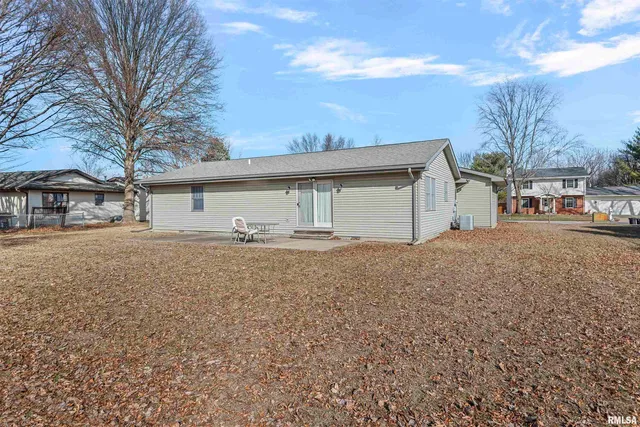 $174,900 | 2420 Mayfair Road, Springfield, IL 62703