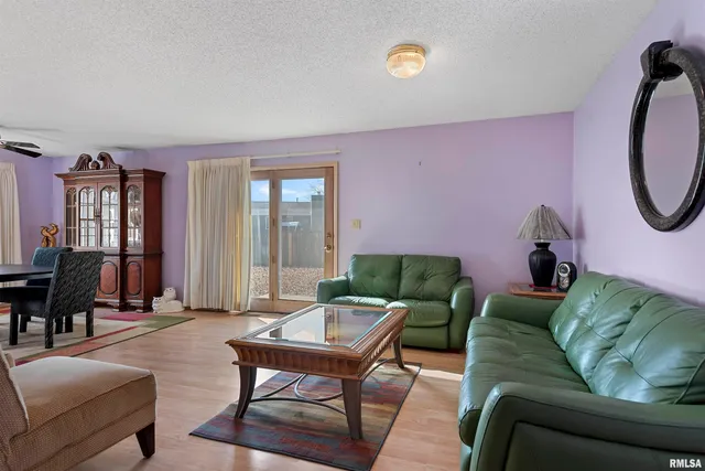 $174,900 | 2420 Mayfair Road, Springfield, IL 62703