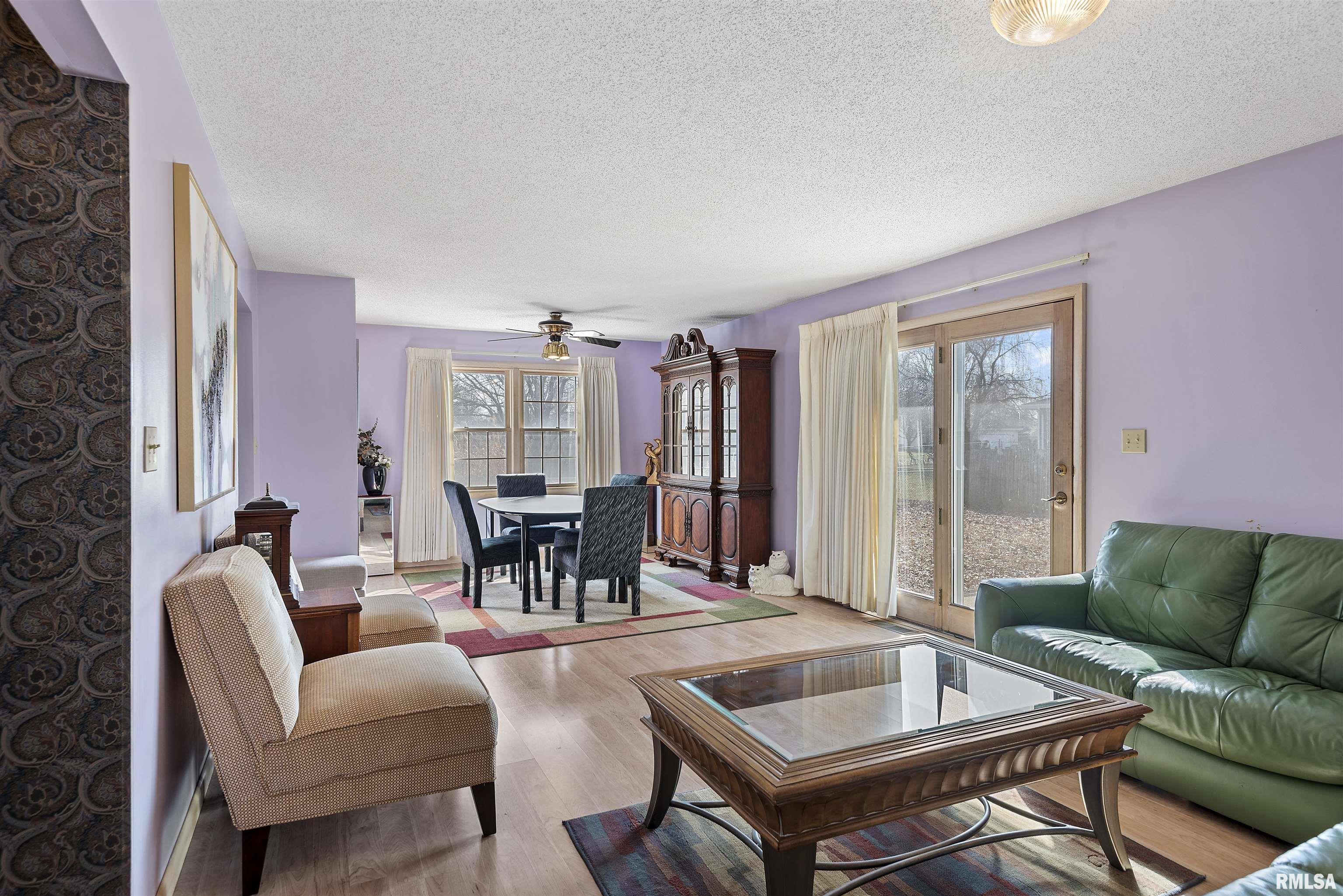 2420 Mayfair Road Springfield, IL 62703 - Photo 5 of 33