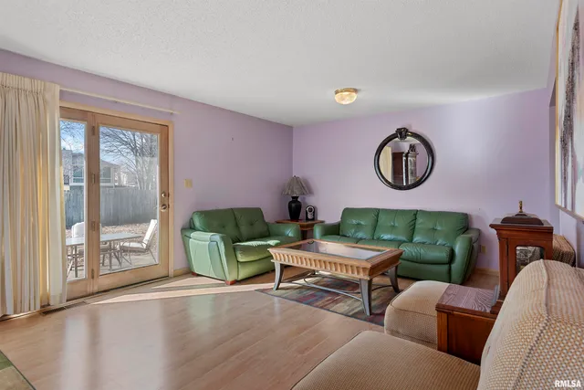 $174,900 | 2420 Mayfair Road, Springfield, IL 62703