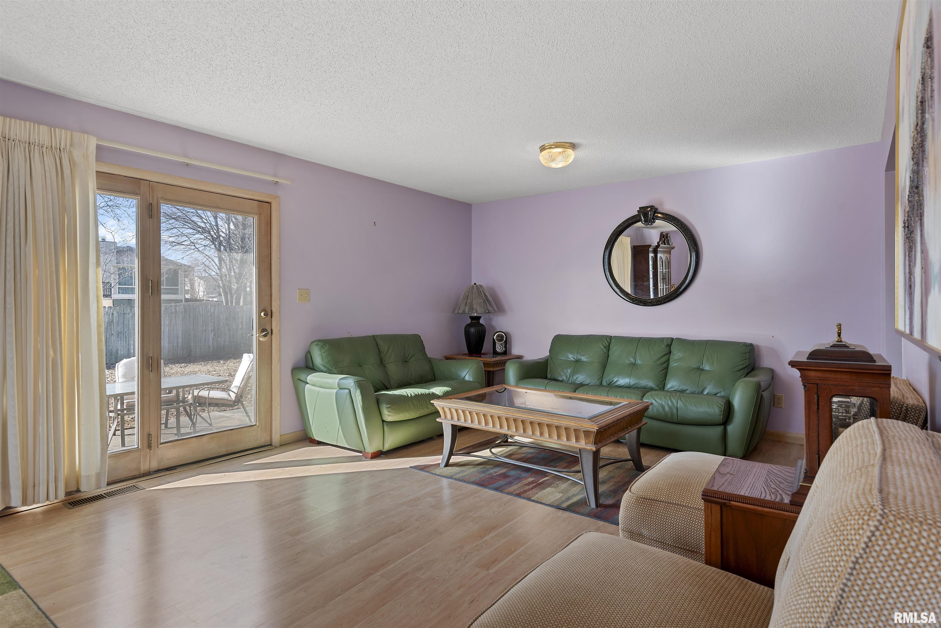 2420 Mayfair Road Springfield, IL 62703 - Photo 8 of 33