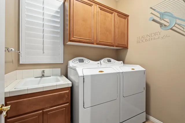 $799,999 | 44865 Via Alondra, La Quinta, CA 92253