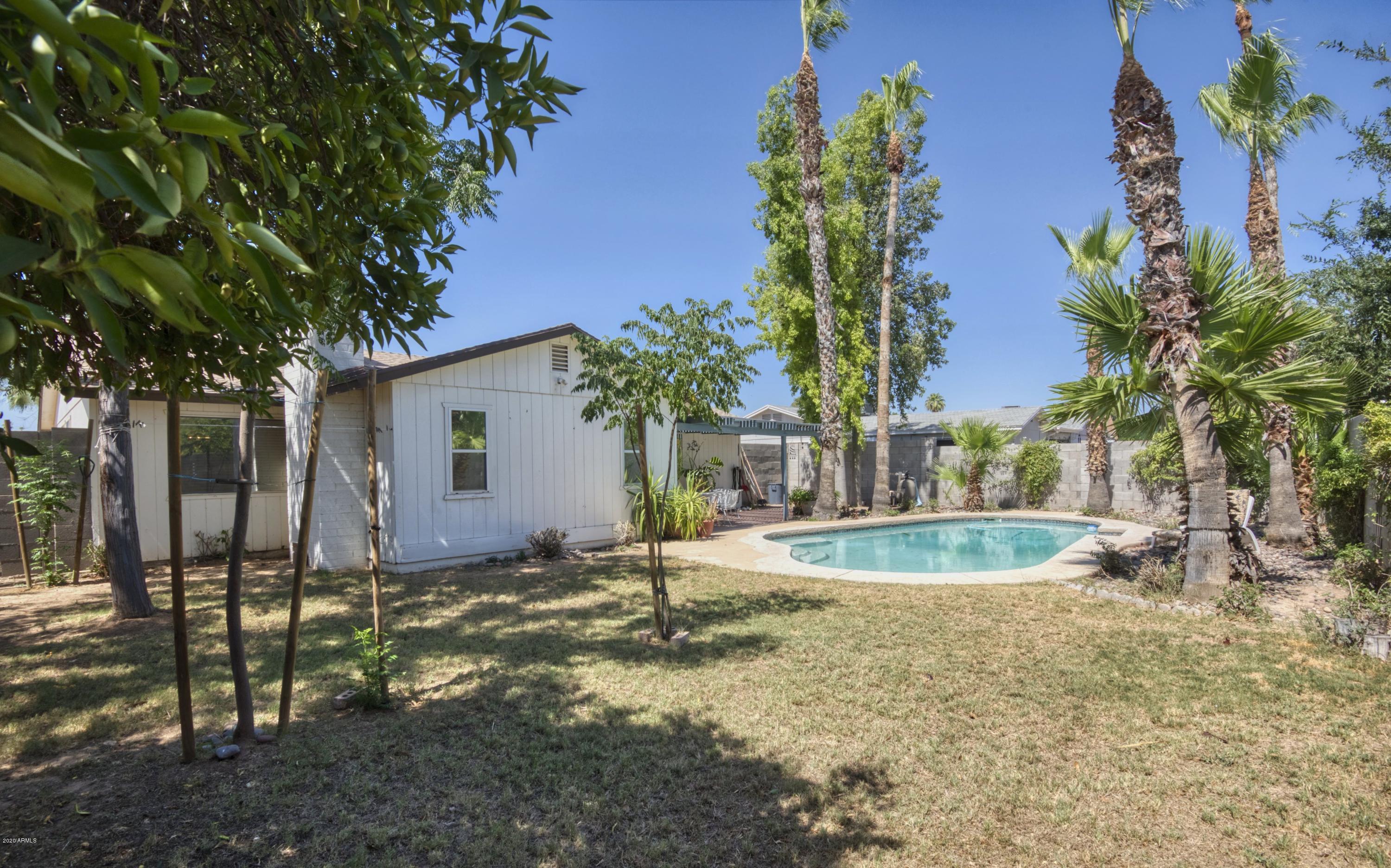 2102 East Kathleen Road Phoenix, AZ 85022 - Photo 8 of 22 BACKYARD