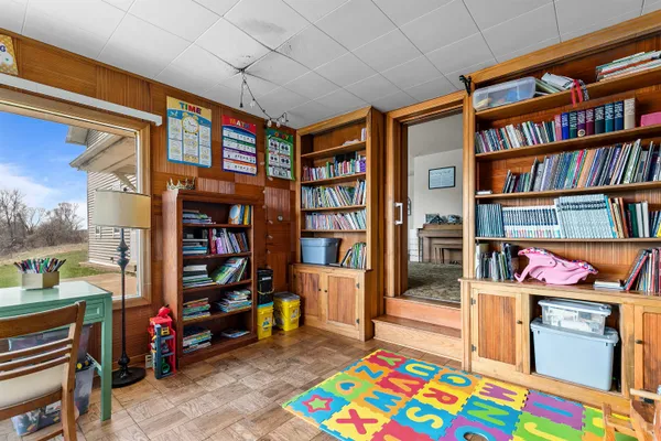 $1,115,000 | 3829 Lost Dauphin Road, De Pere, WI 54115