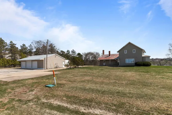 $1,115,000 | 3829 Lost Dauphin Road, De Pere, WI 54115