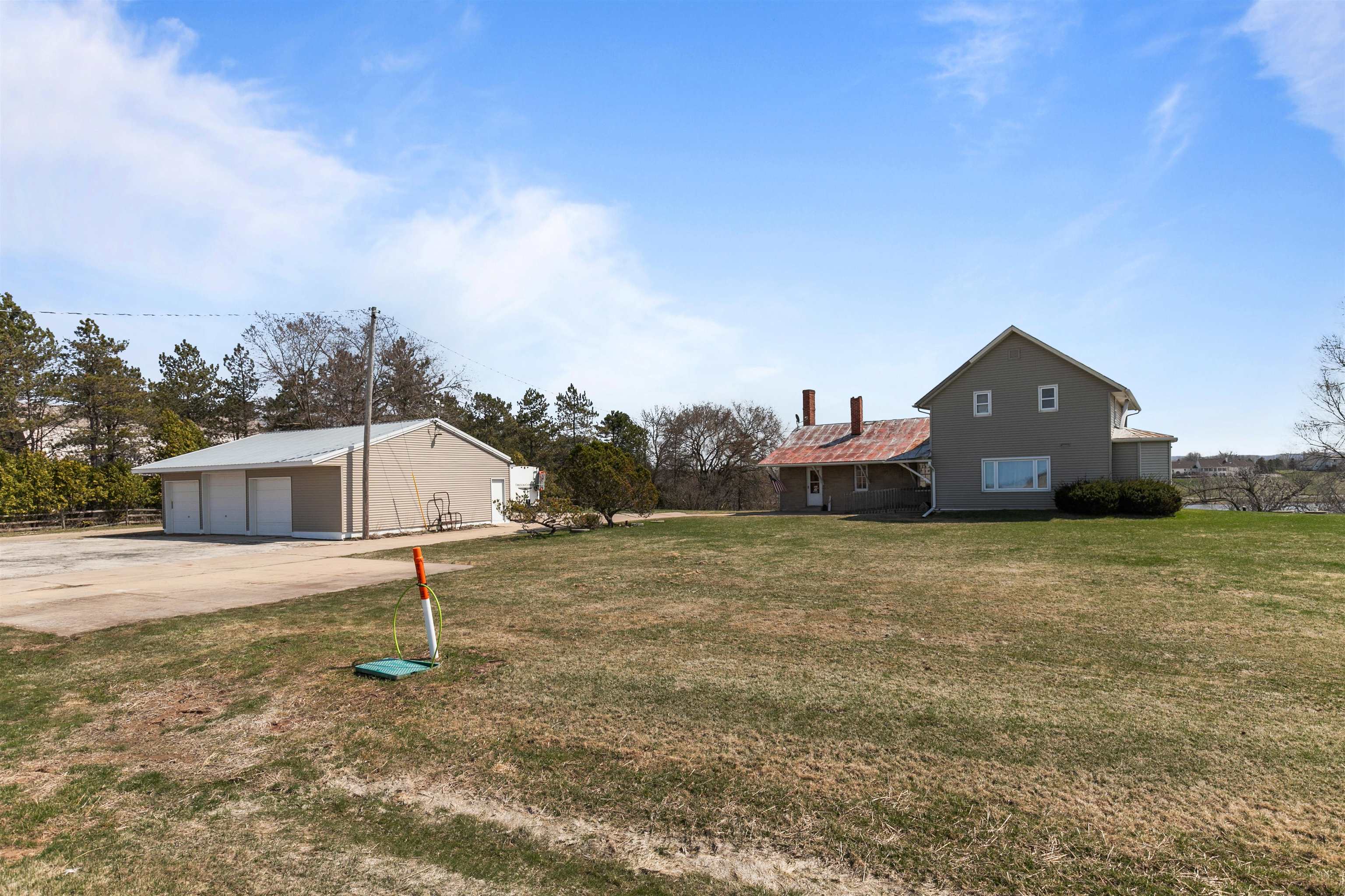 3829 Lost Dauphin Road De Pere, WI 54115 - Photo 3 of 53