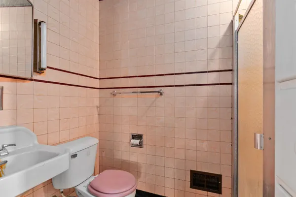 $1,115,000 | 3829 Lost Dauphin Road, De Pere, WI 54115