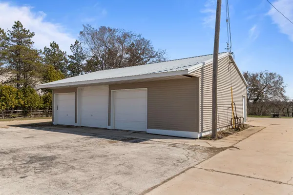 $1,115,000 | 3829 Lost Dauphin Road, De Pere, WI 54115