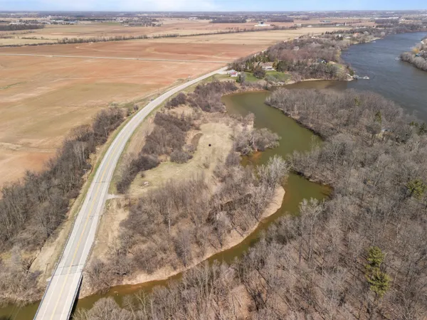 $1,115,000 | 3829 Lost Dauphin Road, De Pere, WI 54115