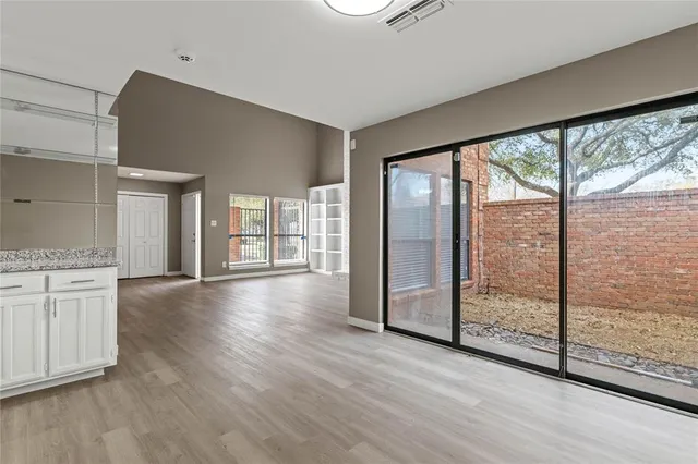 $305,000 | 6205 Bellaire Drive South, Fort Worth, TX 76132