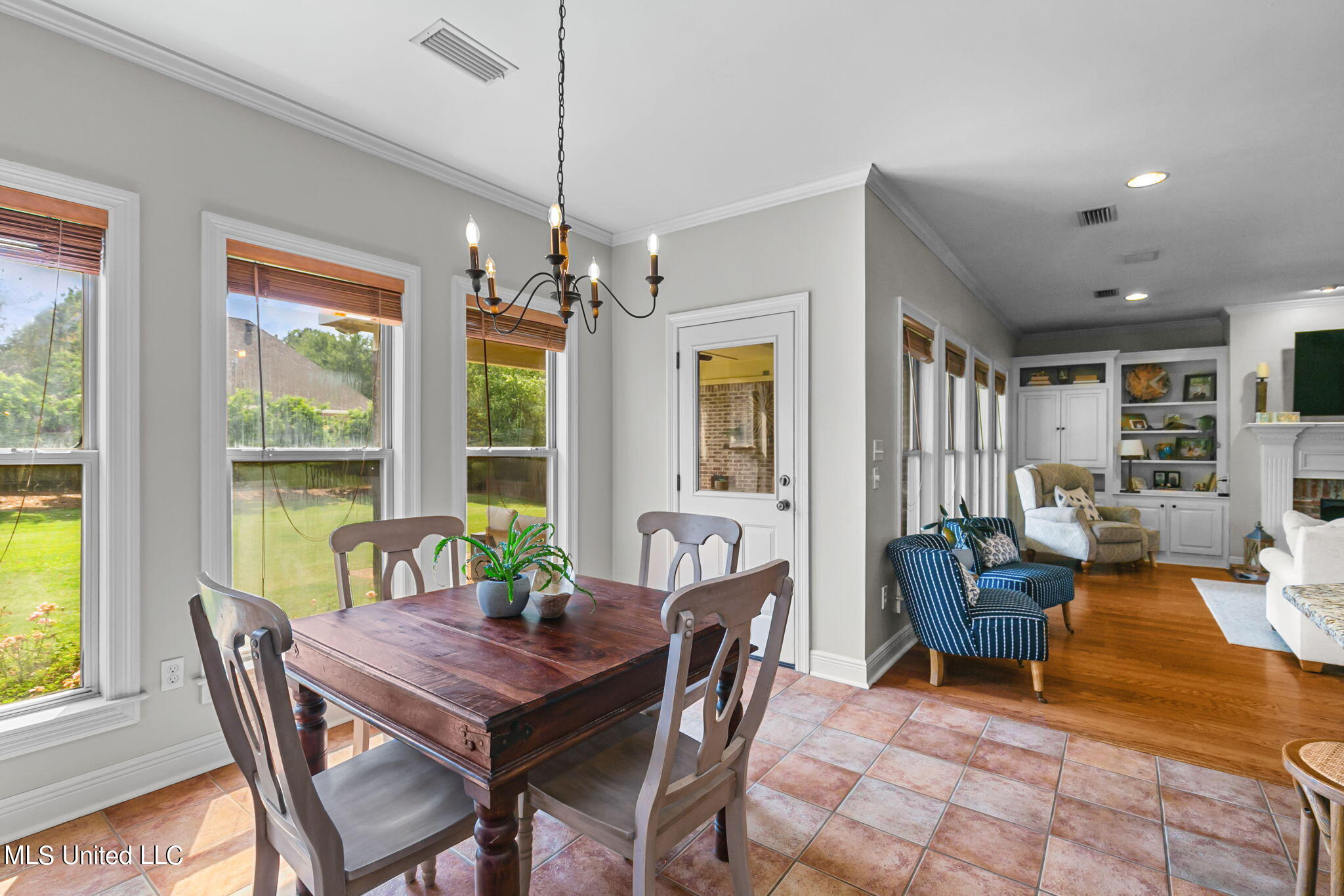 515 Ridge Circle Brandon, MS 39047 - Photo 16 of 48 19-web-or-mls-515 Ridge-19
