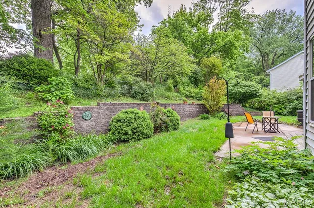 $295,000 | 1101 Nathaniel Court, Hazelwood, MO 63042