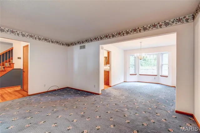 $295,000 | 1101 Nathaniel Court, Hazelwood, MO 63042