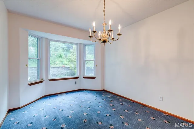 $295,000 | 1101 Nathaniel Court, Hazelwood, MO 63042